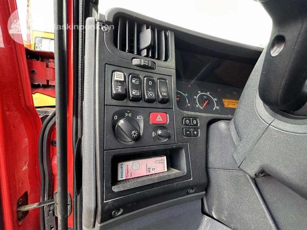 Scania P 230 LB  lizing Scania P 230 LB: slika 25