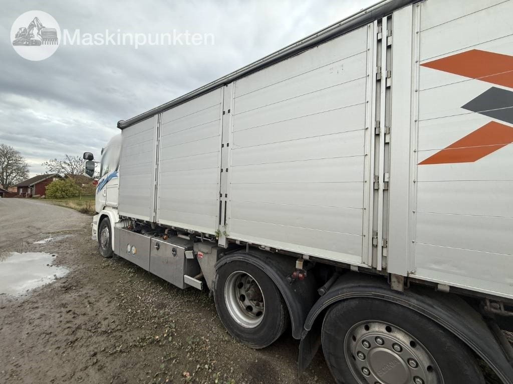 Tovornjak zabojnik Scania R 580: slika 14