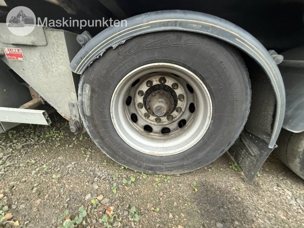 Tovornjak zabojnik Scania R 580: slika 18