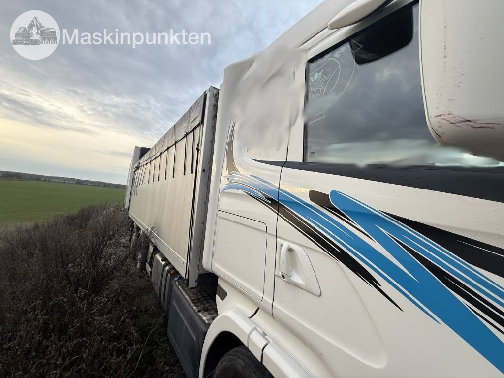 Tovornjak zabojnik Scania R 580: slika 32