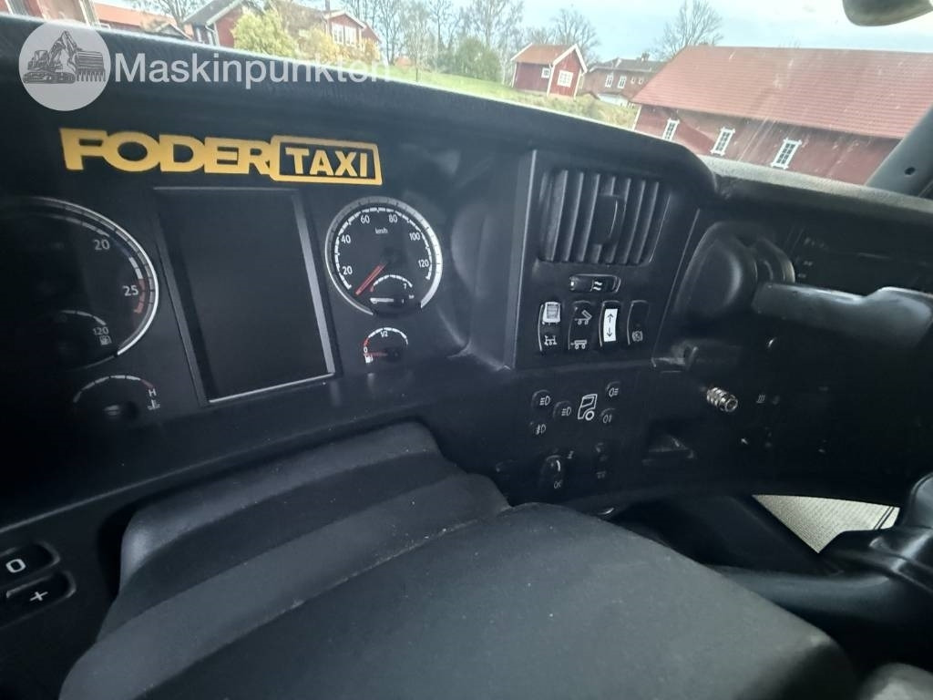 Tovornjak zabojnik Scania R 580: slika 46