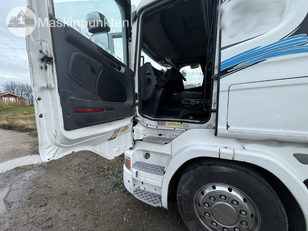 Tovornjak zabojnik Scania R 580: slika 40