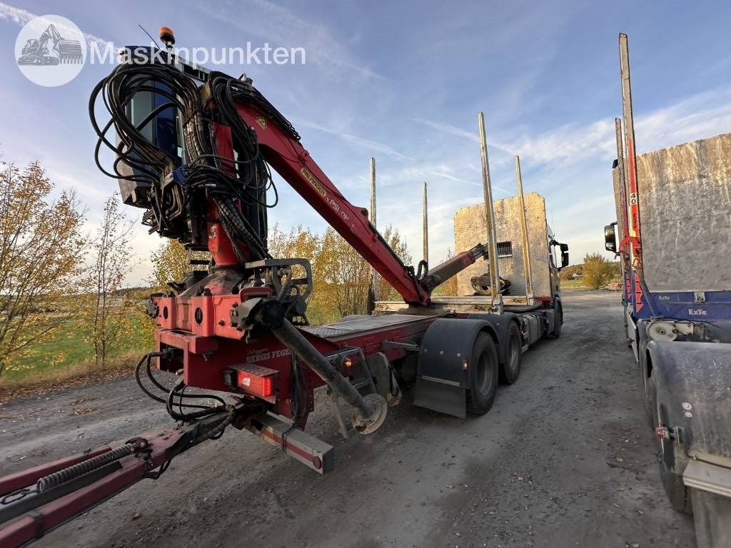 Scania R 580 timmerbil med kran - Tovornjak za prevoz lesa: slika 4 Scania R 580 timmerbil med kran - Tovornjak za prevoz lesa: slika 4