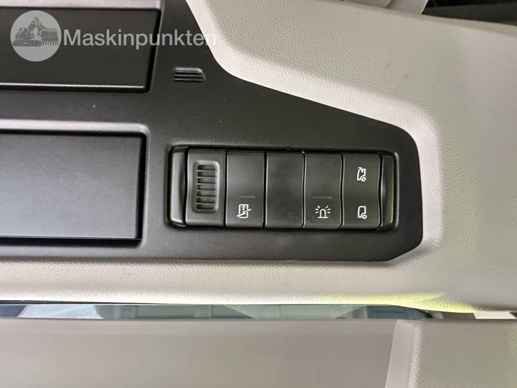 Tovornjak za prevoz lesa Scania R 650: slika 28 Tovornjak za prevoz lesa Scania R 650: slika 28