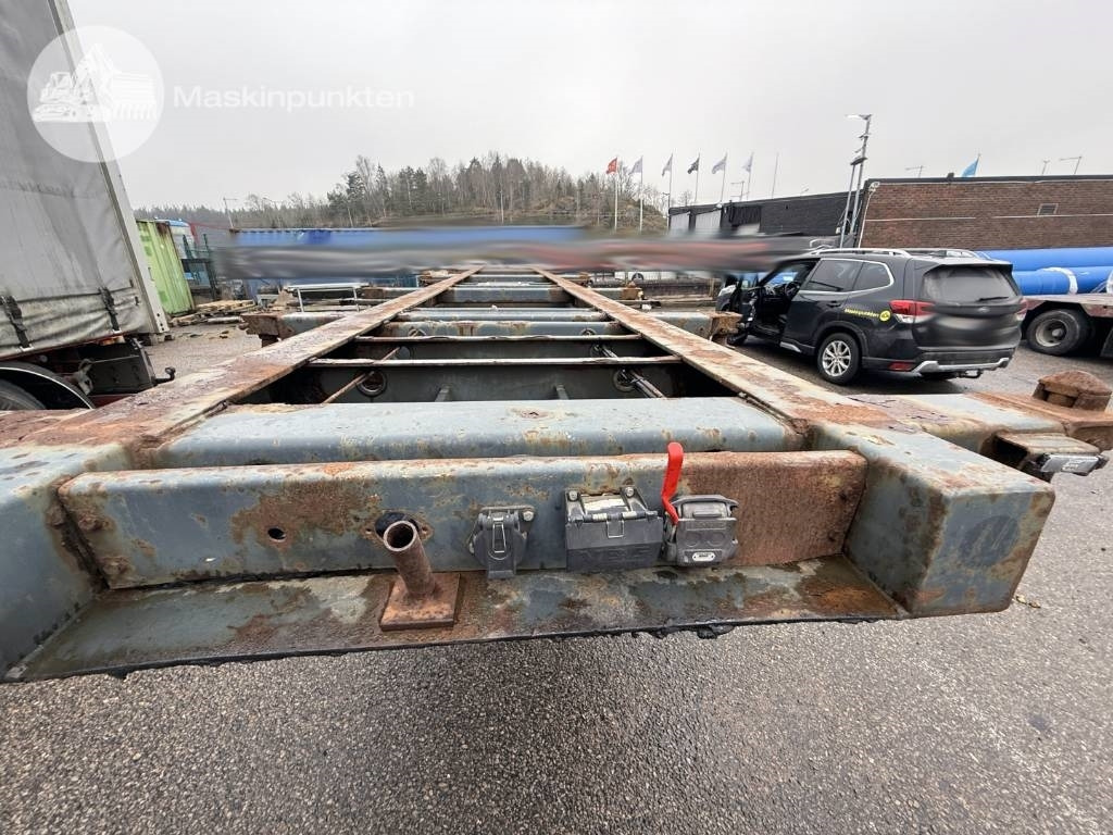 Schweriner CS 40 - Kontejnerska polprikolica/ Polprikolica z zamenljivim tovoriščem: slika 3 Schweriner CS 40 - Kontejnerska polprikolica/ Polprikolica z zamenljivim tovoriščem: slika 3