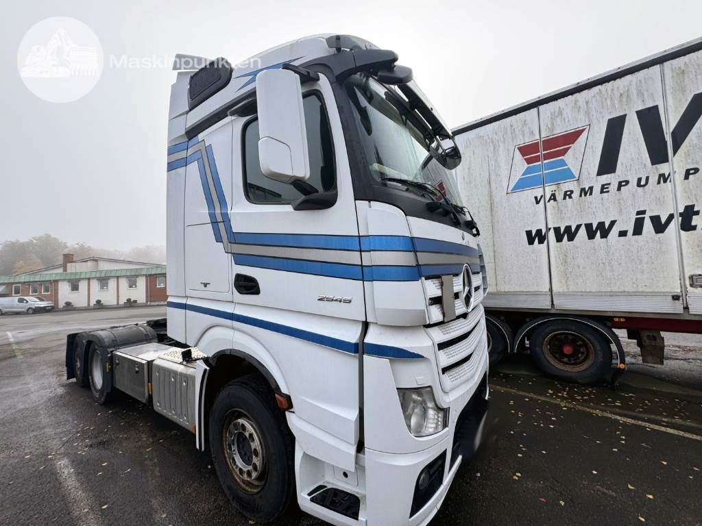 Mercedes-Benz Actros 2545 - Vlačilec: slika 2 Mercedes-Benz Actros 2545 - Vlačilec: slika 2