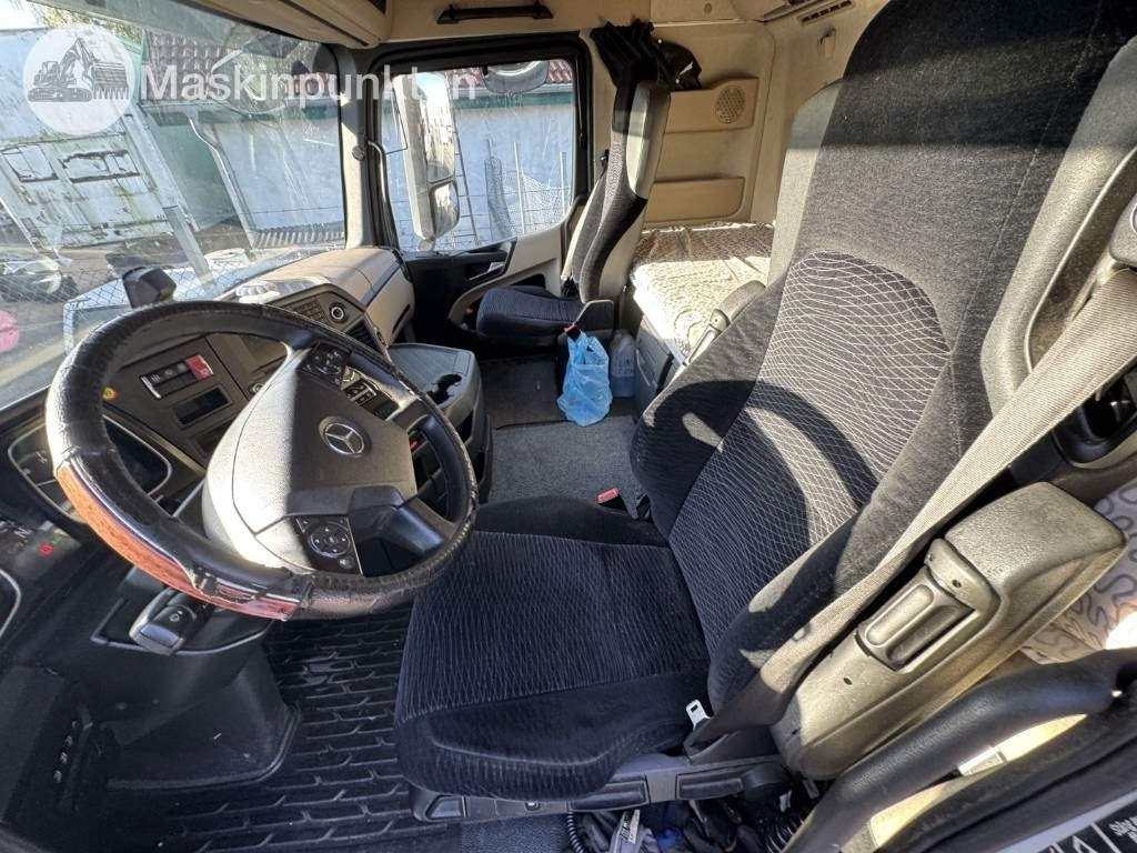 Vlačilec Mercedes-Benz Actros 963-4-C: slika 39