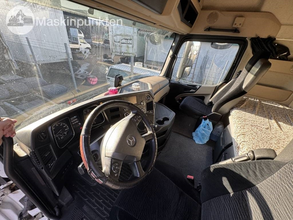 Vlačilec Mercedes-Benz Actros 963-4-C: slika 40