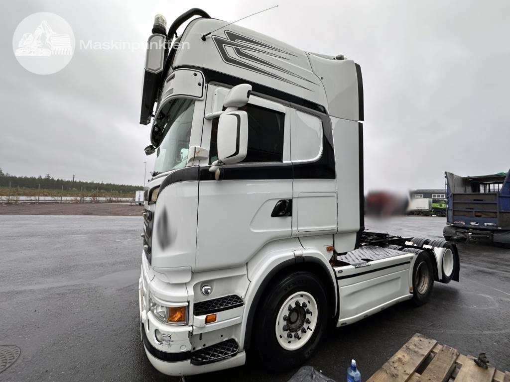 Scania R 560 LA - Vlačilec: slika 1 Scania R 560 LA - Vlačilec: slika 1