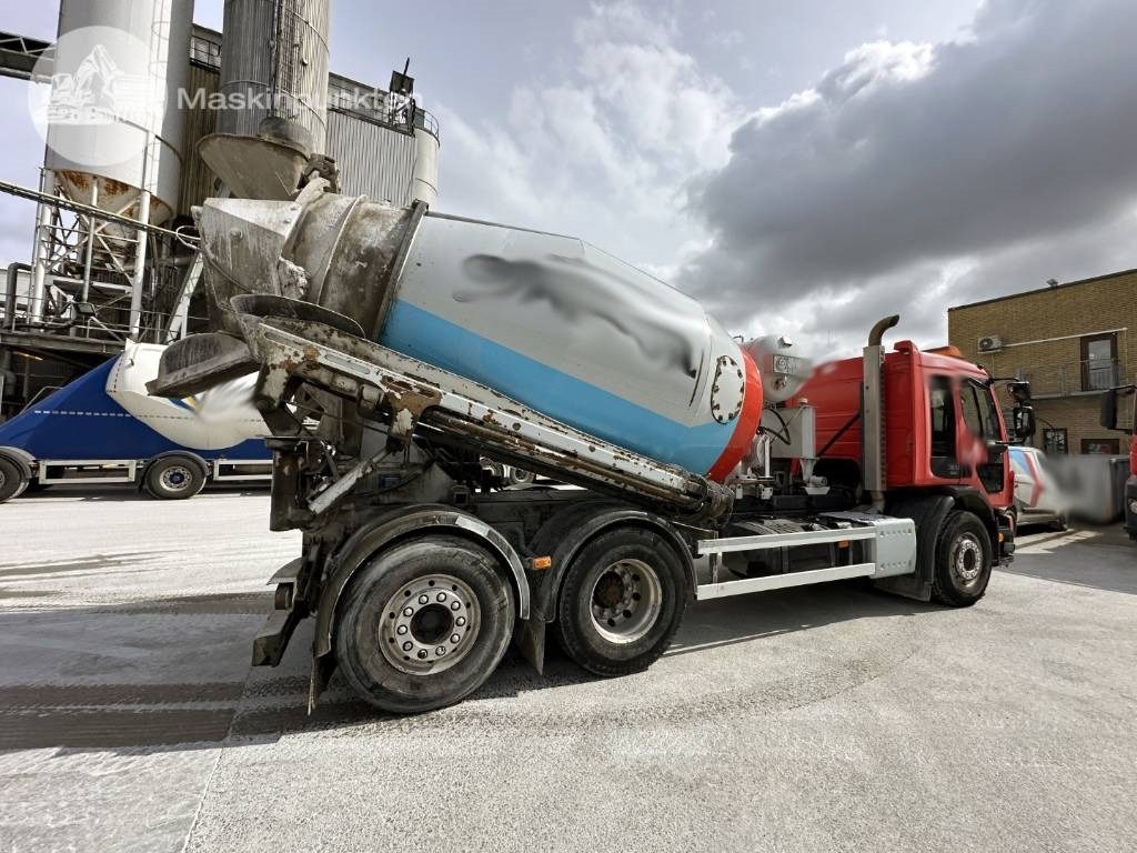 Volvo FE 320 - Avtomešalec: slika 2 Volvo FE 320 - Avtomešalec: slika 2