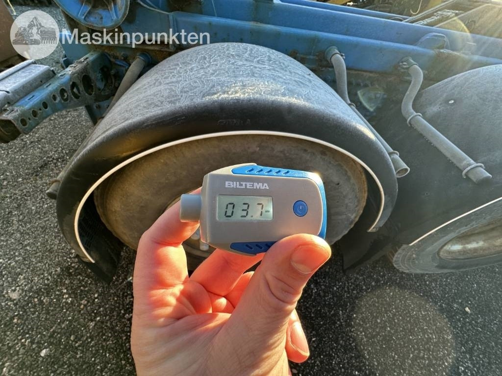 Kotalni prekucni tovornjak Volvo FH 12: slika 44 Kotalni prekucni tovornjak Volvo FH 12: slika 44