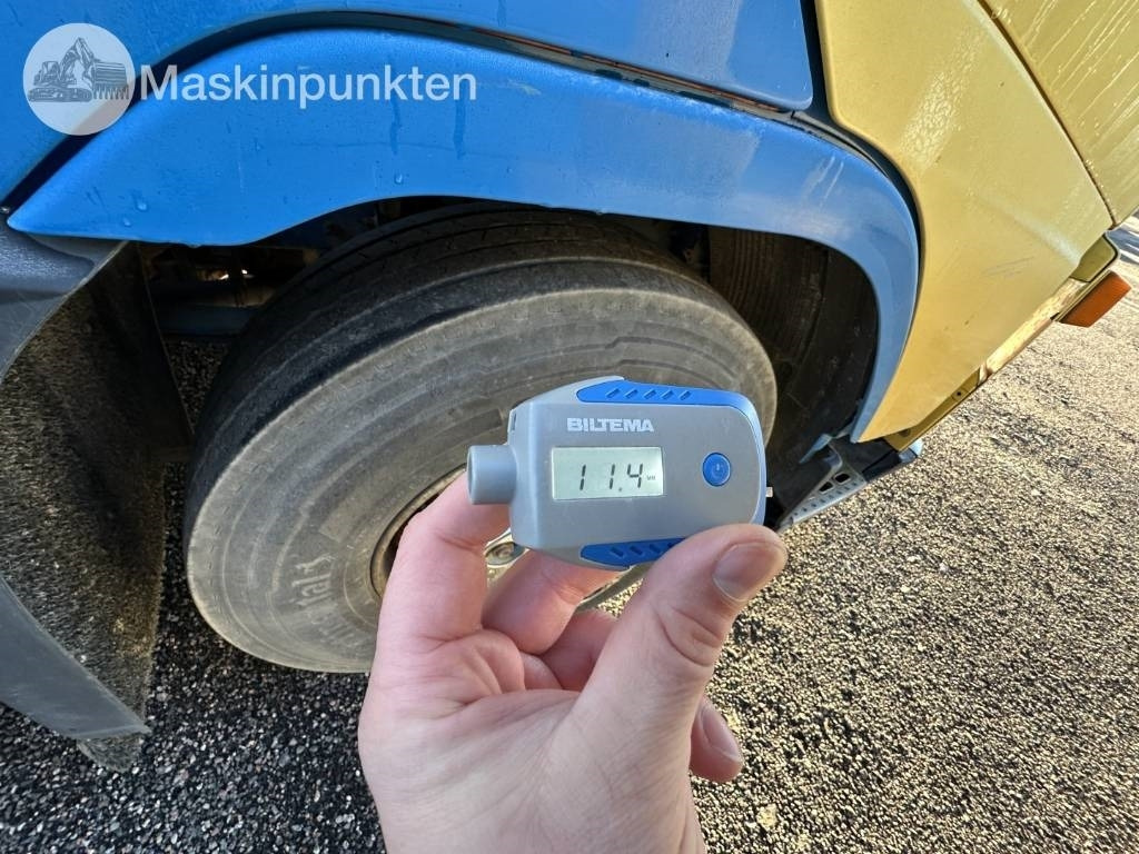 Kotalni prekucni tovornjak Volvo FH 12: slika 46 Kotalni prekucni tovornjak Volvo FH 12: slika 46