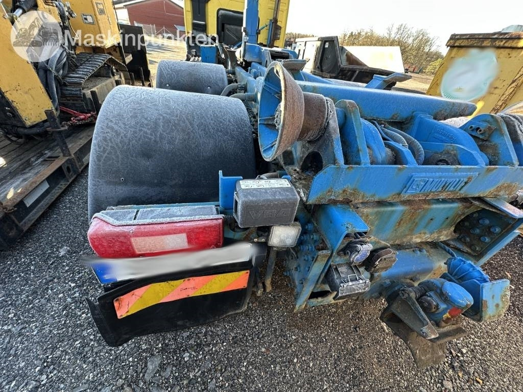 Kotalni prekucni tovornjak Volvo FH 12: slika 40 Kotalni prekucni tovornjak Volvo FH 12: slika 40