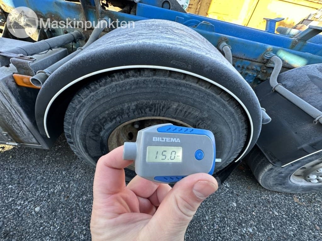 Kotalni prekucni tovornjak Volvo FH 12: slika 33 Kotalni prekucni tovornjak Volvo FH 12: slika 33