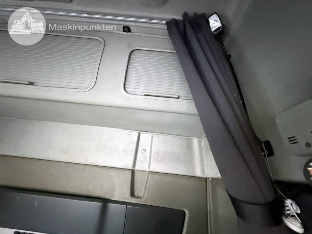 Kotalni prekucni tovornjak Volvo FH 16 660: slika 42