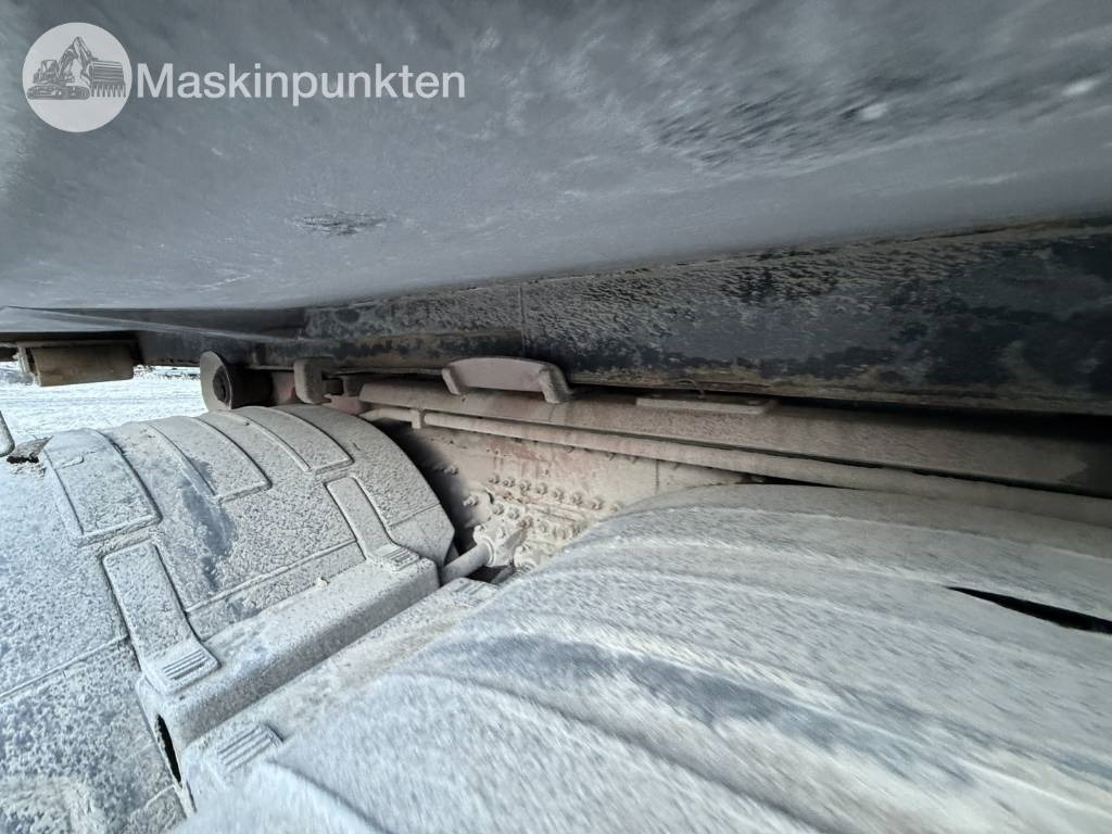 Kotalni prekucni tovornjak Volvo FH 8*4 Tridem lastväxlare: slika 37