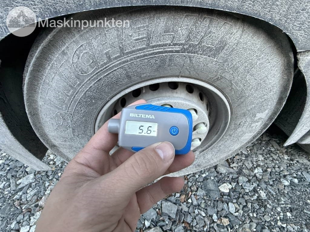 Kotalni prekucni tovornjak Volvo FH 8*4 Tridem lastväxlare: slika 24