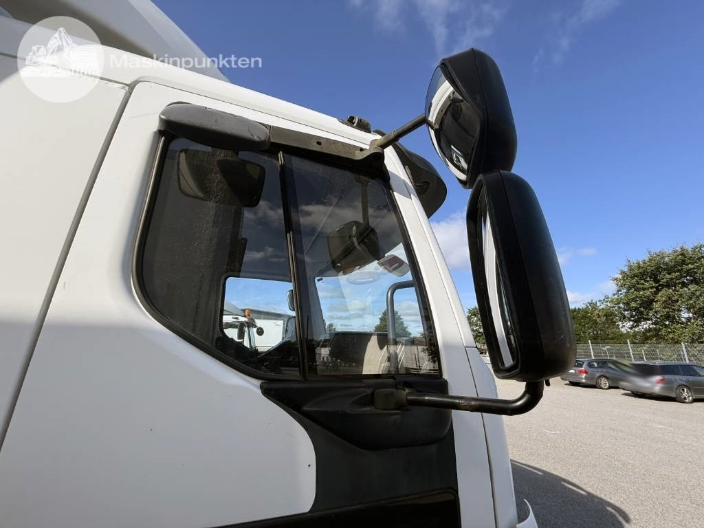 Tovornjak zabojnik Volvo FL 240: slika 47