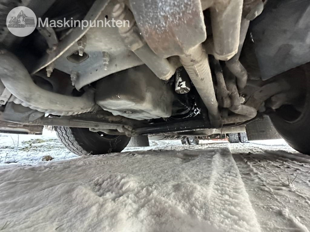 Tovornjak z dvigalom Volvo FM 480: slika 48 Tovornjak z dvigalom Volvo FM 480: slika 48