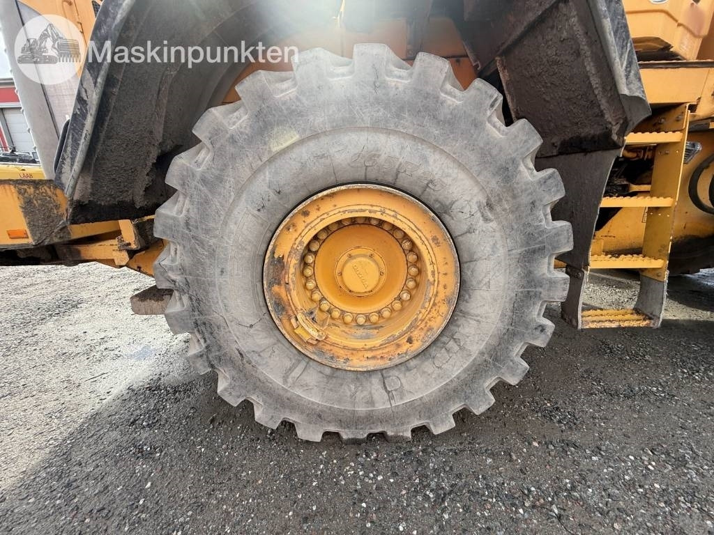 Kolesni nakladalec Volvo L 150 F: slika 23