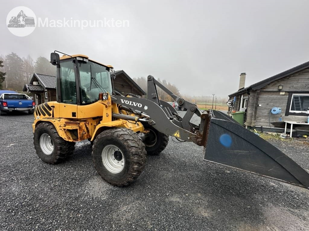 Volvo L 35 B - Kolesni nakladalec: slika 3 Volvo L 35 B - Kolesni nakladalec: slika 3