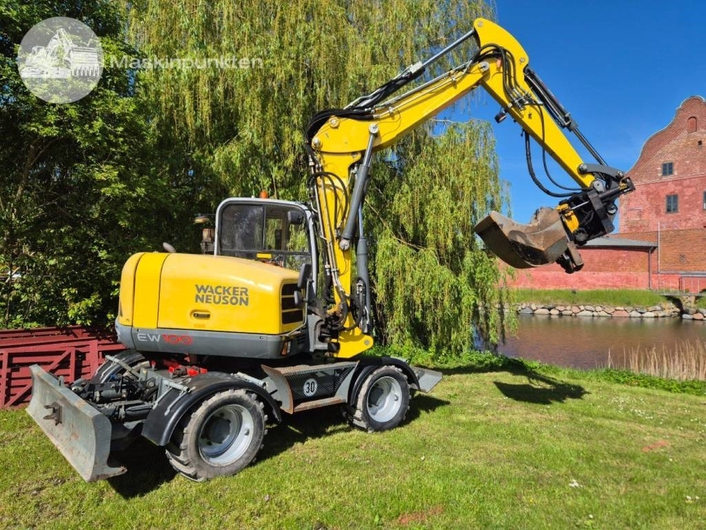 Wacker Neuson EW 100 med vagn - Bager na kolesih: slika 2 Wacker Neuson EW 100 med vagn - Bager na kolesih: slika 2