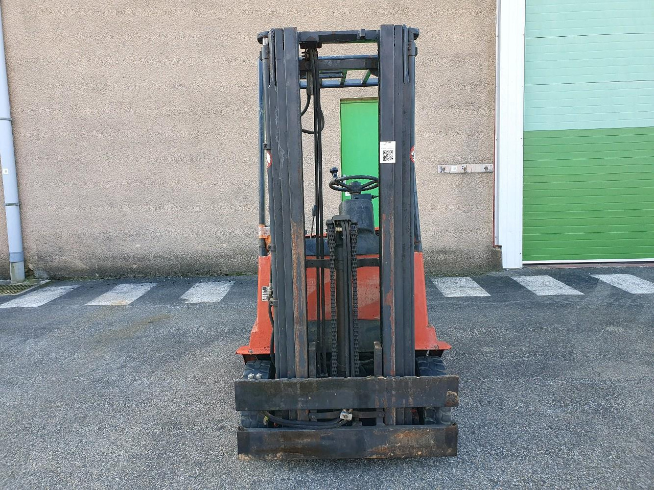 FENWICK LINDE CHARIOT ELEVATEUR - Viličar: slika 2 FENWICK LINDE CHARIOT ELEVATEUR - Viličar: slika 2