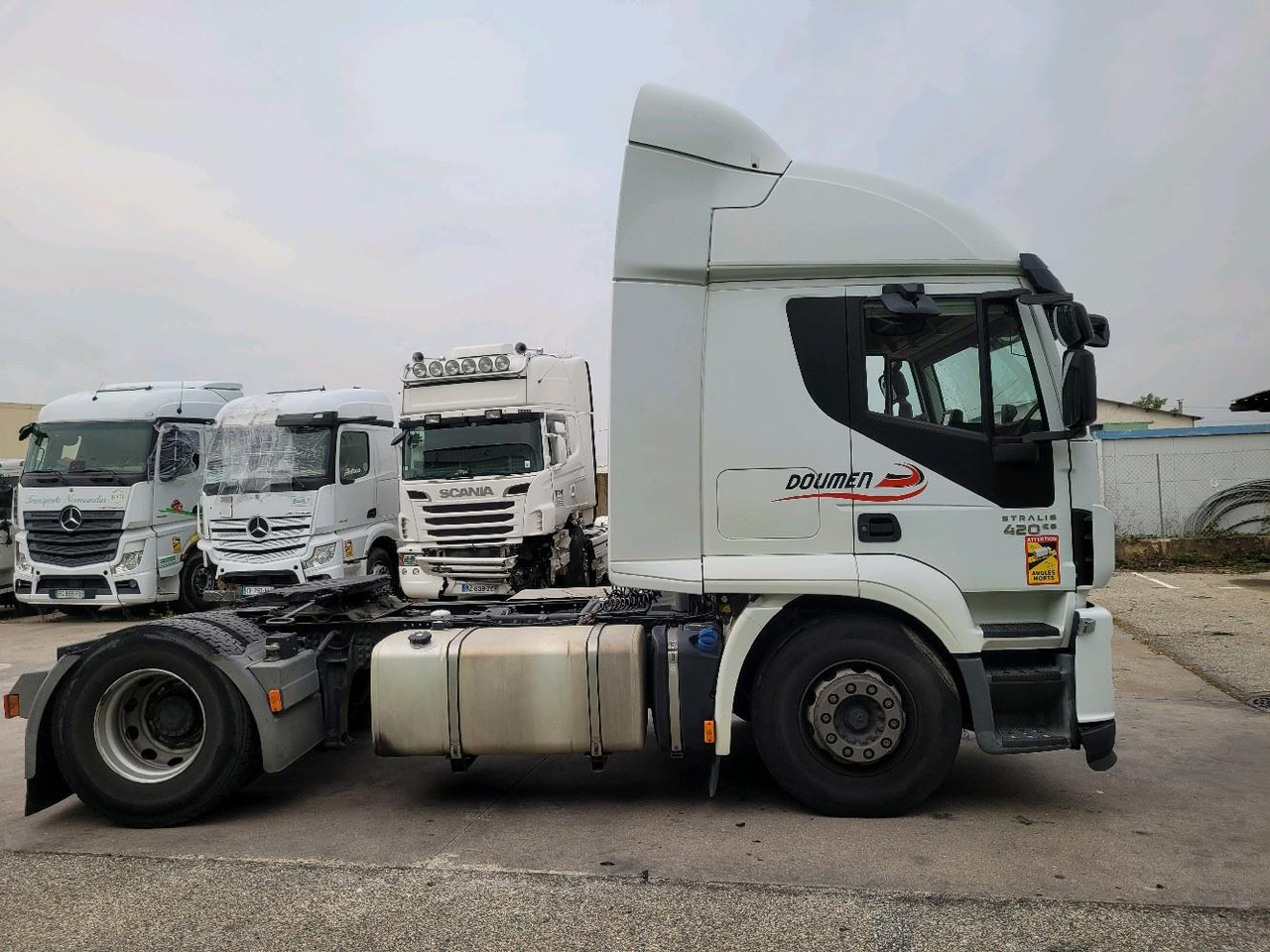 IVECO STRALIS 440S42 4X2 - Vlačilec: slika 3 IVECO STRALIS 440S42 4X2 - Vlačilec: slika 3