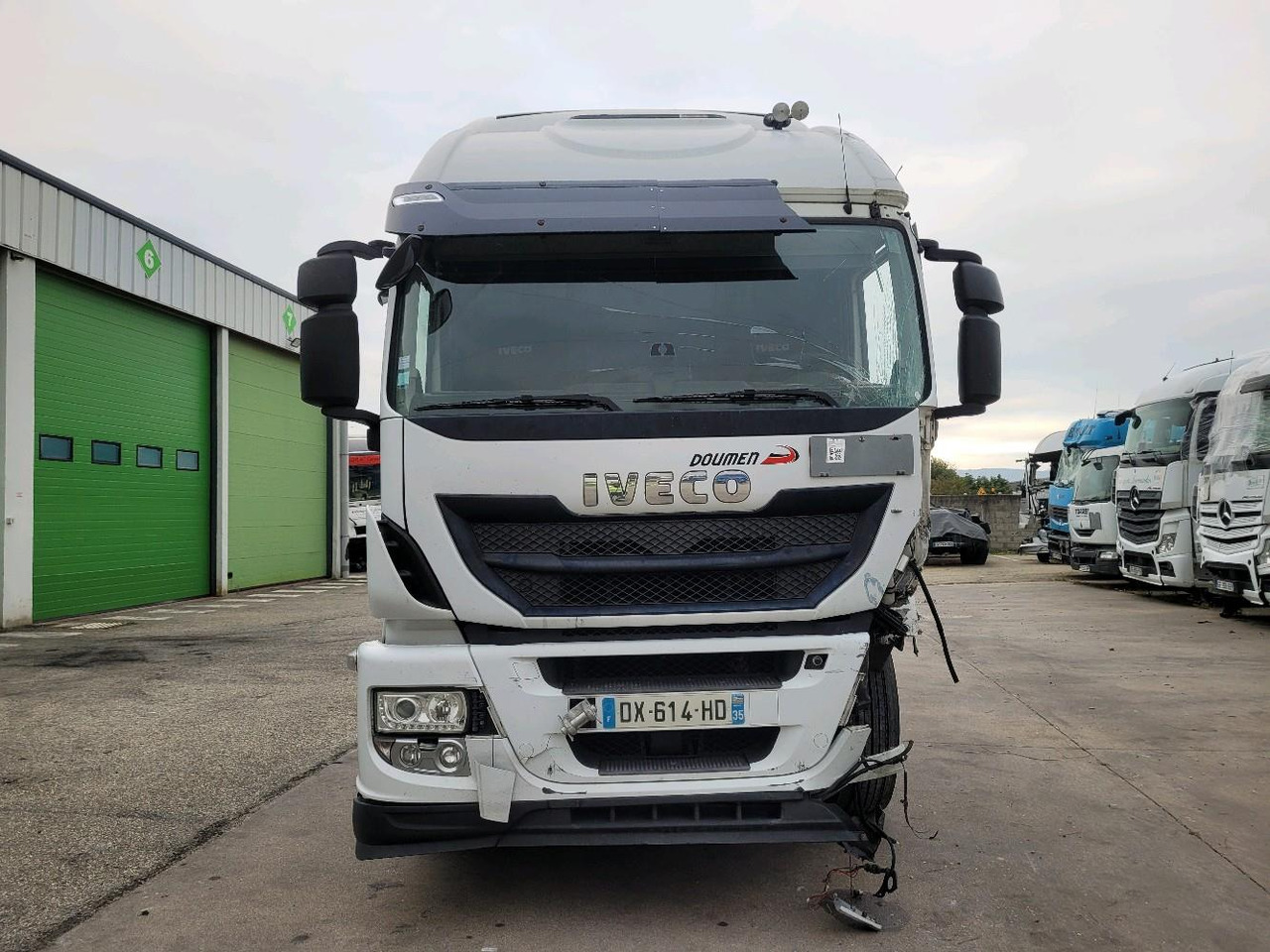 IVECO STRALIS 440S42 4X2 - Vlačilec: slika 2 IVECO STRALIS 440S42 4X2 - Vlačilec: slika 2