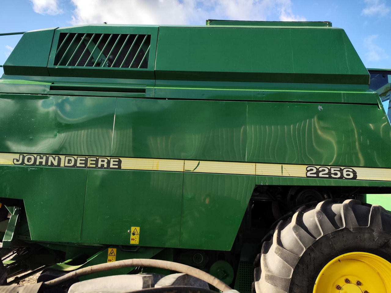 John Deere 2256 - Kombajn harvester: slika 2 John Deere 2256 - Kombajn harvester: slika 2