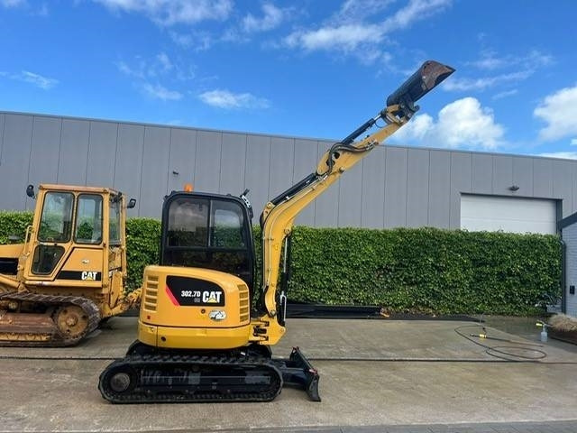 CAT 302.7 D CR - Mini bager: slika 1 CAT 302.7 D CR - Mini bager: slika 1