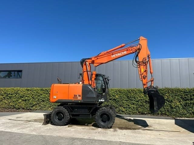 Hitachi 140W - Bager na kolesih: slika 4 Hitachi 140W - Bager na kolesih: slika 4