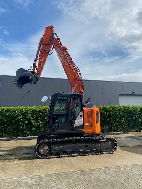 Hitachi ZX 135 US-6 - Bager goseničar: slika 2 Hitachi ZX 135 US-6 - Bager goseničar: slika 2