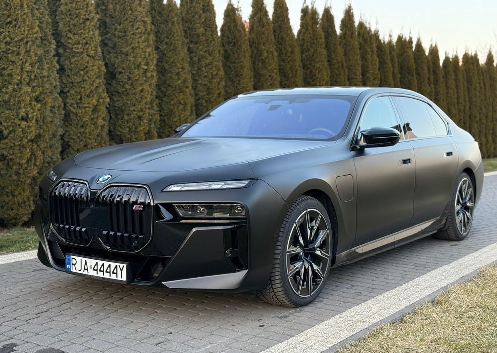 BMW Seria 7 - Limuzina: slika 1 BMW Seria 7 - Limuzina: slika 1