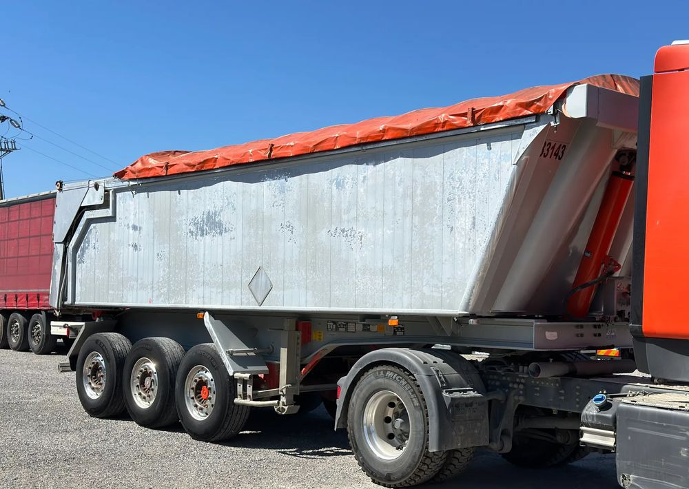 Benalu 25 m3 OSIE SAF HYDRAULICZNA KLAPA ELEKRYCZNY DACH - Kiper polprikolica: slika 1 Benalu 25 m3 OSIE SAF HYDRAULICZNA KLAPA ELEKRYCZNY DACH - Kiper polprikolica: slika 1