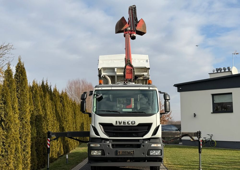 Iveco STRALIS 330 / 4x2 / FASSI F135 / WYWROTKA - Tovornjak prekucnik: slika 2 Iveco STRALIS 330 / 4x2 / FASSI F135 / WYWROTKA - Tovornjak prekucnik: slika 2