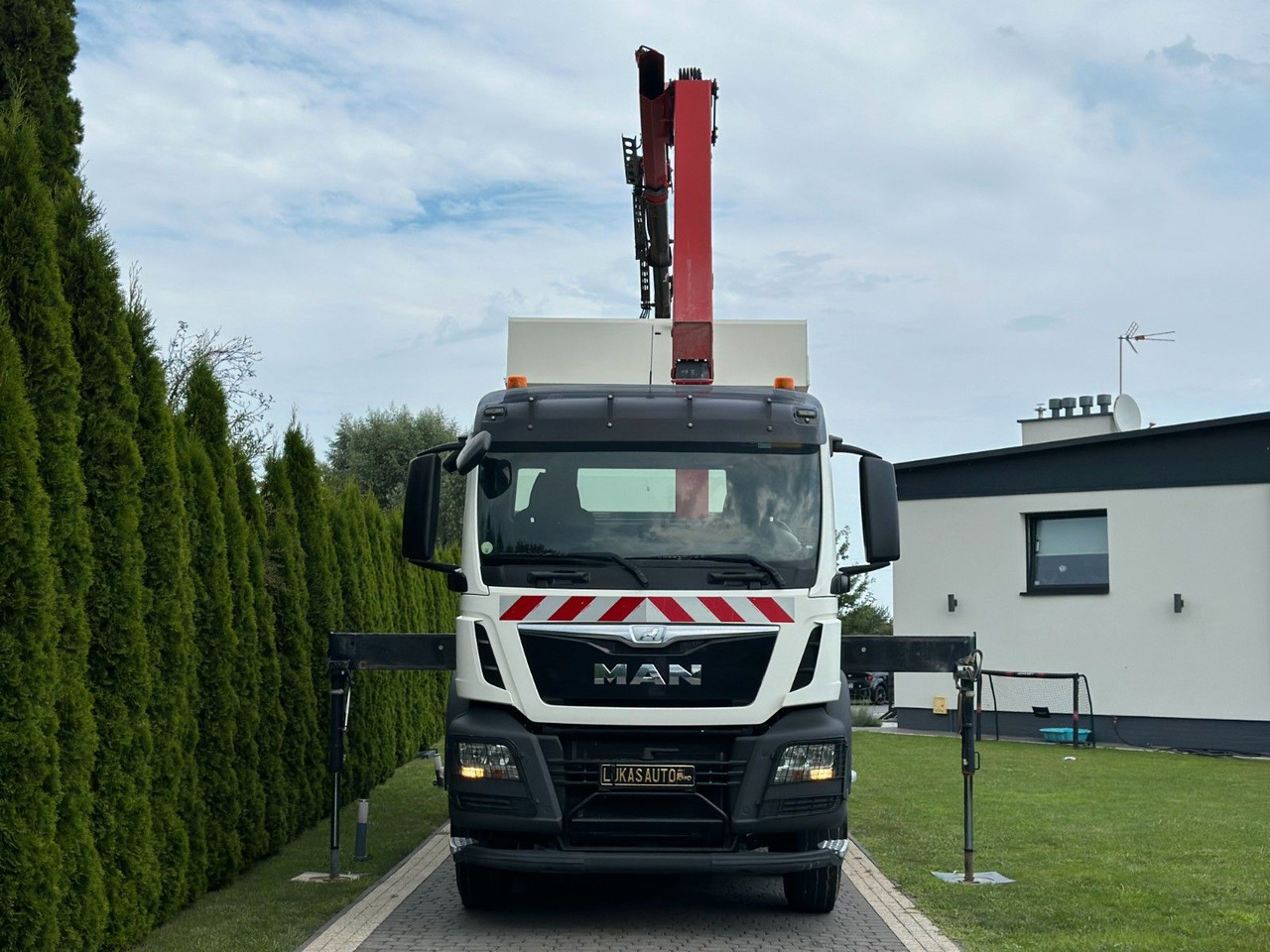 MAN TGS 440 / 8x4 /CRANE HMF 1530/ TIPPER - Tovornjak prekucnik, Tovornjak z dvigalom: slika 2 MAN TGS 440 / 8x4 /CRANE HMF 1530/ TIPPER - Tovornjak prekucnik, Tovornjak z dvigalom: slika 2