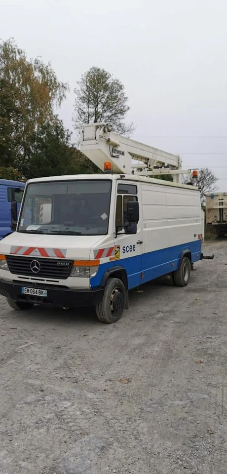 Mercedes-Benz VARIO 815D 17 M - Dvižna ploščad montirana na tovornjak: slika 1 Mercedes-Benz VARIO 815D 17 M - Dvižna ploščad montirana na tovornjak: slika 1