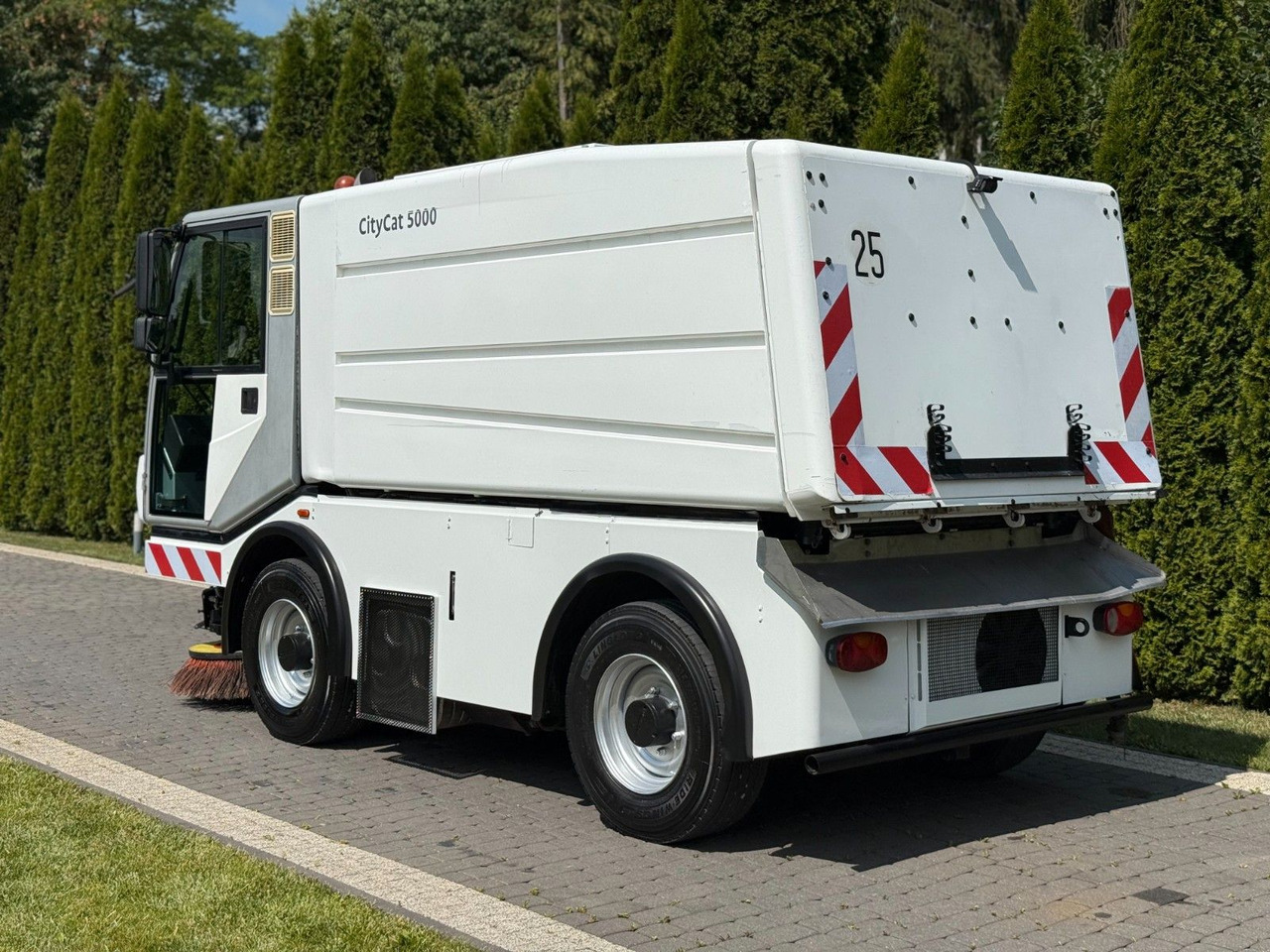 Schmidt BUCHER CITYCAT 5000 SWEEPER - Vozilo za pometanje: slika 5 Schmidt BUCHER CITYCAT 5000 SWEEPER - Vozilo za pometanje: slika 5