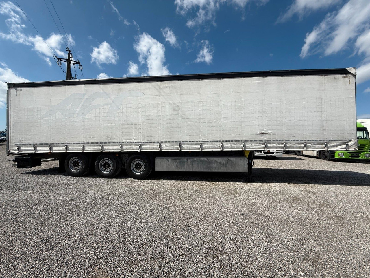 Schmitz Cargobull AXLE SCHMITZ LIFTED AXLE - Polprikolica s ponjavo: slika 4 Schmitz Cargobull AXLE SCHMITZ LIFTED AXLE - Polprikolica s ponjavo: slika 4