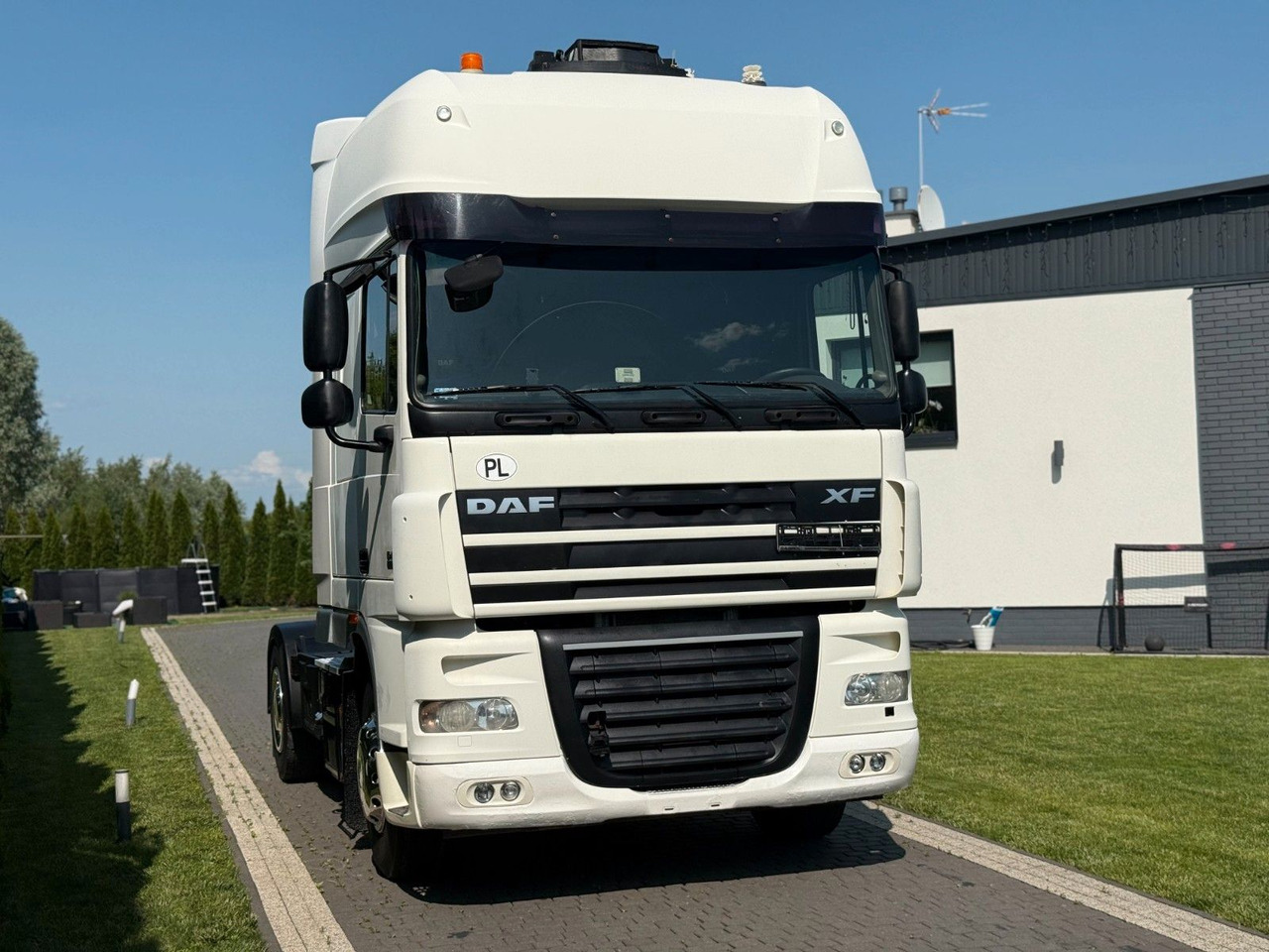DAF XF 105 460 MANUAL PARK COOL - Vlačilec: slika 3 DAF XF 105 460 MANUAL PARK COOL - Vlačilec: slika 3