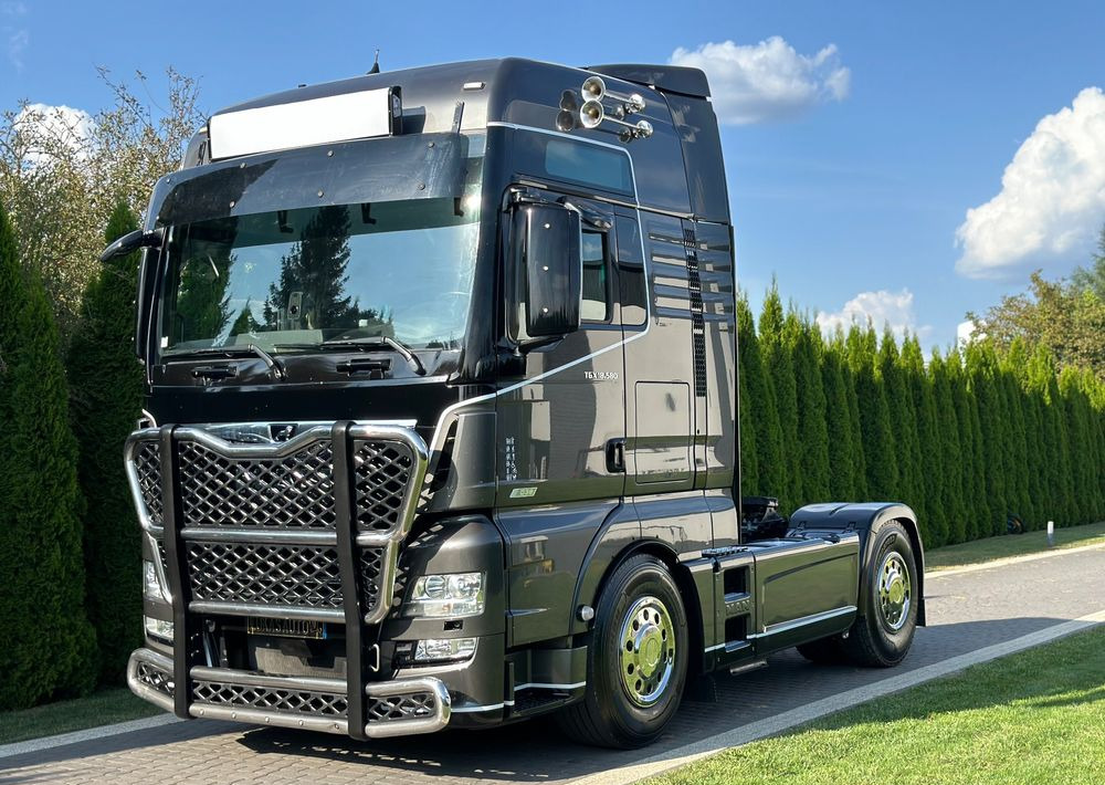 MAN TGX 18.580 D38 XXL RETARDER - Vlačilec: slika 1 MAN TGX 18.580 D38 XXL RETARDER - Vlačilec: slika 1