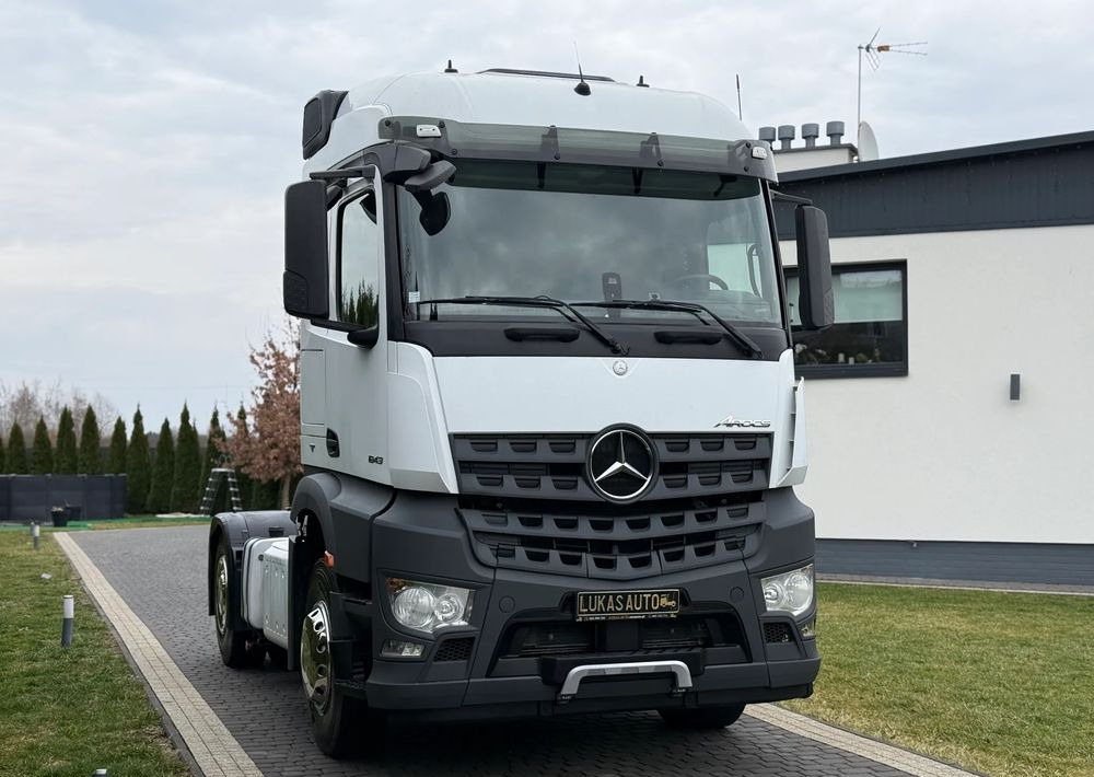 Mercedes-Benz AROCS 1843 HYDRAULIKA - Vlačilec: slika 3 Mercedes-Benz AROCS 1843 HYDRAULIKA - Vlačilec: slika 3