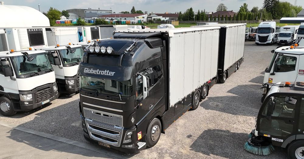 Volvo FH16 660 HP TANDEM 6x2 LIMITED EDITION - Tovornjak zabojnik: slika 3 Volvo FH16 660 HP TANDEM 6x2 LIMITED EDITION - Tovornjak zabojnik: slika 3