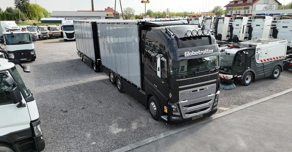 Volvo FH16 660 HP TANDEM 6x2 LIMITED EDITION - Tovornjak zabojnik: slika 1 Volvo FH16 660 HP TANDEM 6x2 LIMITED EDITION - Tovornjak zabojnik: slika 1