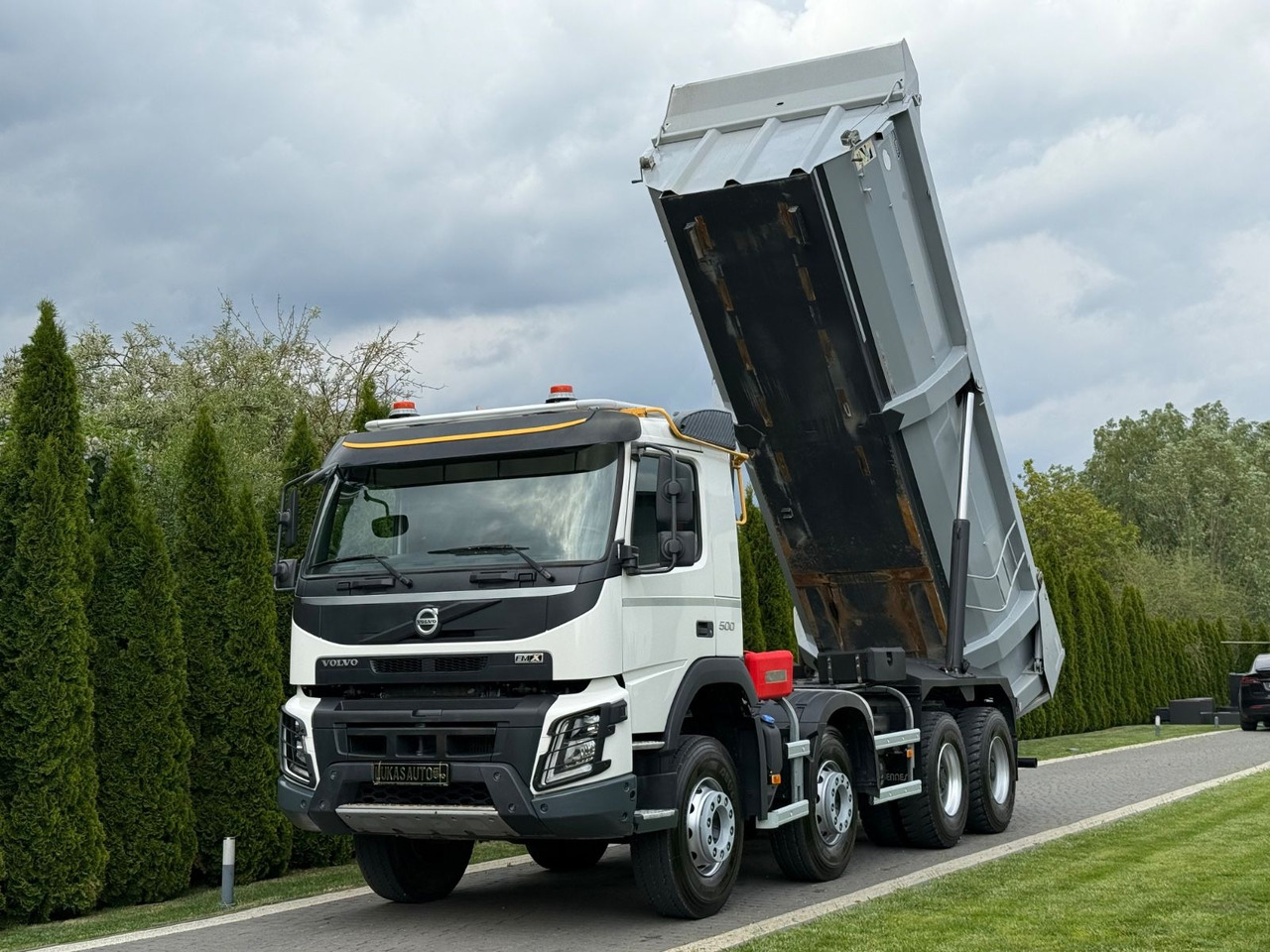 Volvo FMX 500 8X4 RETARDER - Tovornjak prekucnik: slika 1 Volvo FMX 500 8X4 RETARDER - Tovornjak prekucnik: slika 1
