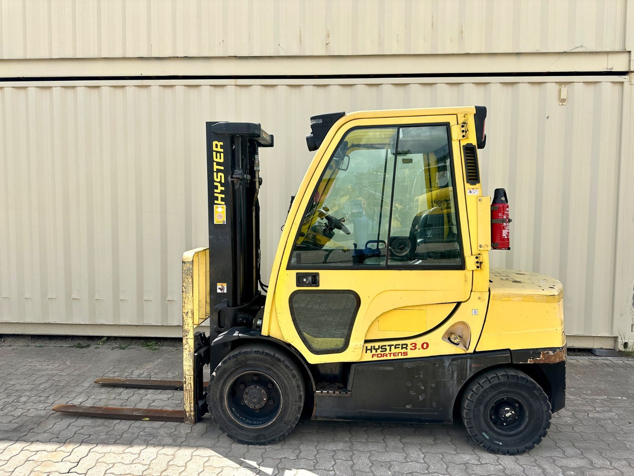 Hyster H3.0FT / Diesel / Triplex / Ex Armee - Diesel viličar: slika 2 Hyster H3.0FT / Diesel / Triplex / Ex Armee - Diesel viličar: slika 2
