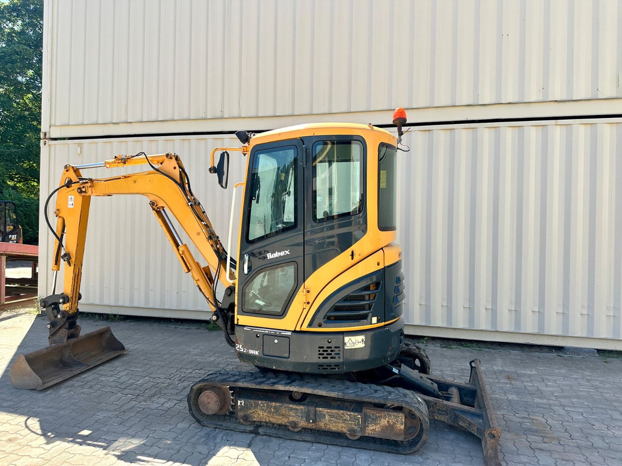 Hyundai Robex25Z-9AK / 2018 BJ / 2.962 H / 2.580 KG - Mini bager: slika 3 Hyundai Robex25Z-9AK / 2018 BJ / 2.962 H / 2.580 KG - Mini bager: slika 3