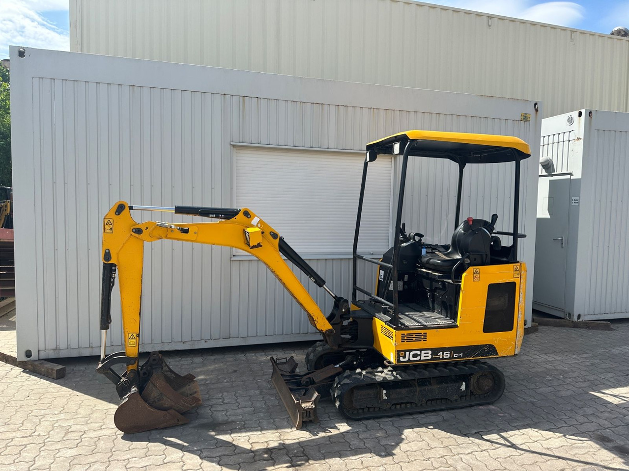 JCB 16C-1 /2020 BJ/1.283 BH/verbr. Laufwerk/2xLöffel - Mini bager: slika 1 JCB 16C-1 /2020 BJ/1.283 BH/verbr. Laufwerk/2xLöffel - Mini bager: slika 1