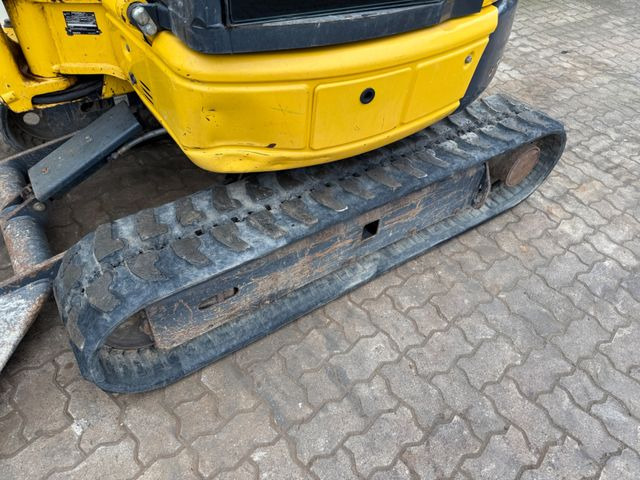 Mini bager Komatsu PC26MR-3 / 2020 BJ / 2 x Löffel: slika 13